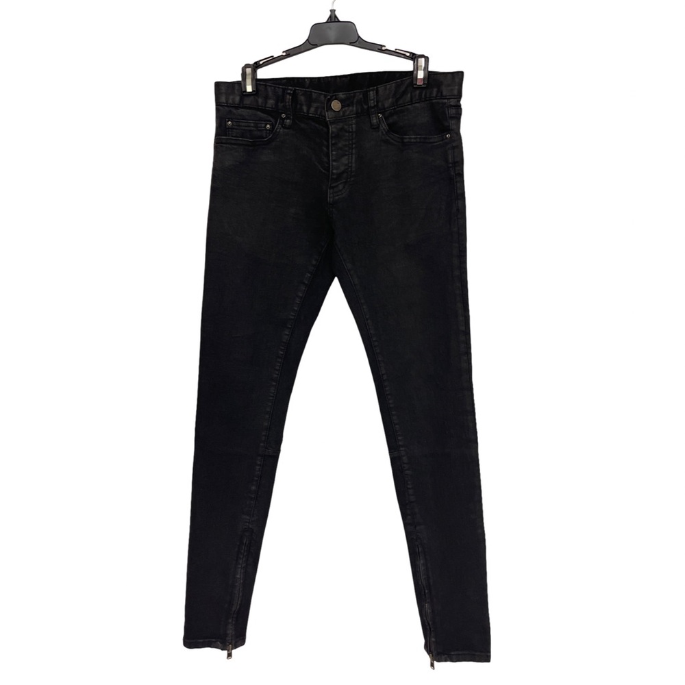 MNML Skinny Jeans in Black